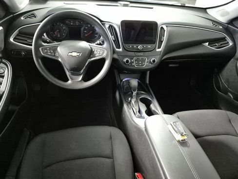 Certified 2021 Chevrolet Malibu LT image 10