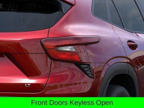 New 2026 Chevrolet Trax LT w/ Driver Confidence Package FWD image 13