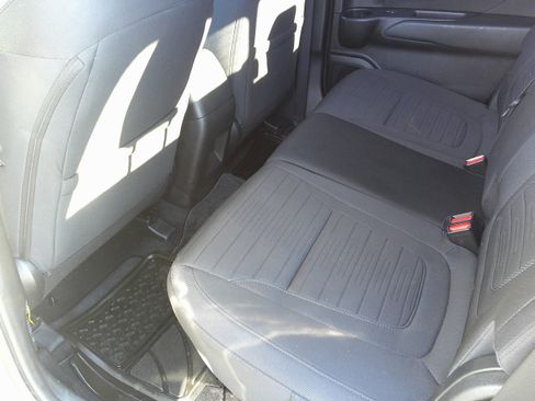 Used 2022 Hyundai Santa Cruz SEL Premium image 22