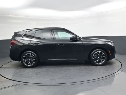 Used 2025 BMW X3 xDrive30i w/ Premium Package image 3