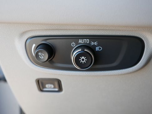 Used 2018 GMC Terrain SLE w/ Driver Convenience Package image 26