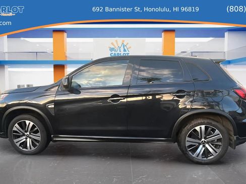 Used 2020 Mitsubishi Outlander Sport ES FWD image 9