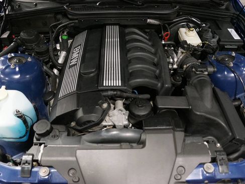 Used 1997 BMW 328i Sedan RWD image 44
