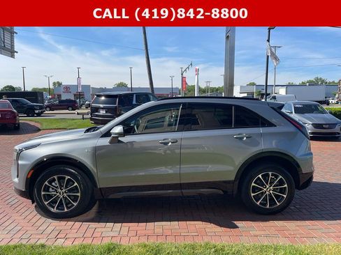 Used 2024 Cadillac XT4 Sport FWD image 11