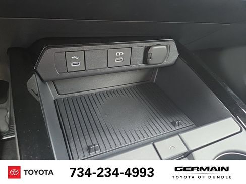 New 2026 Toyota Prius Plug-In Hybrid FWD image 40
