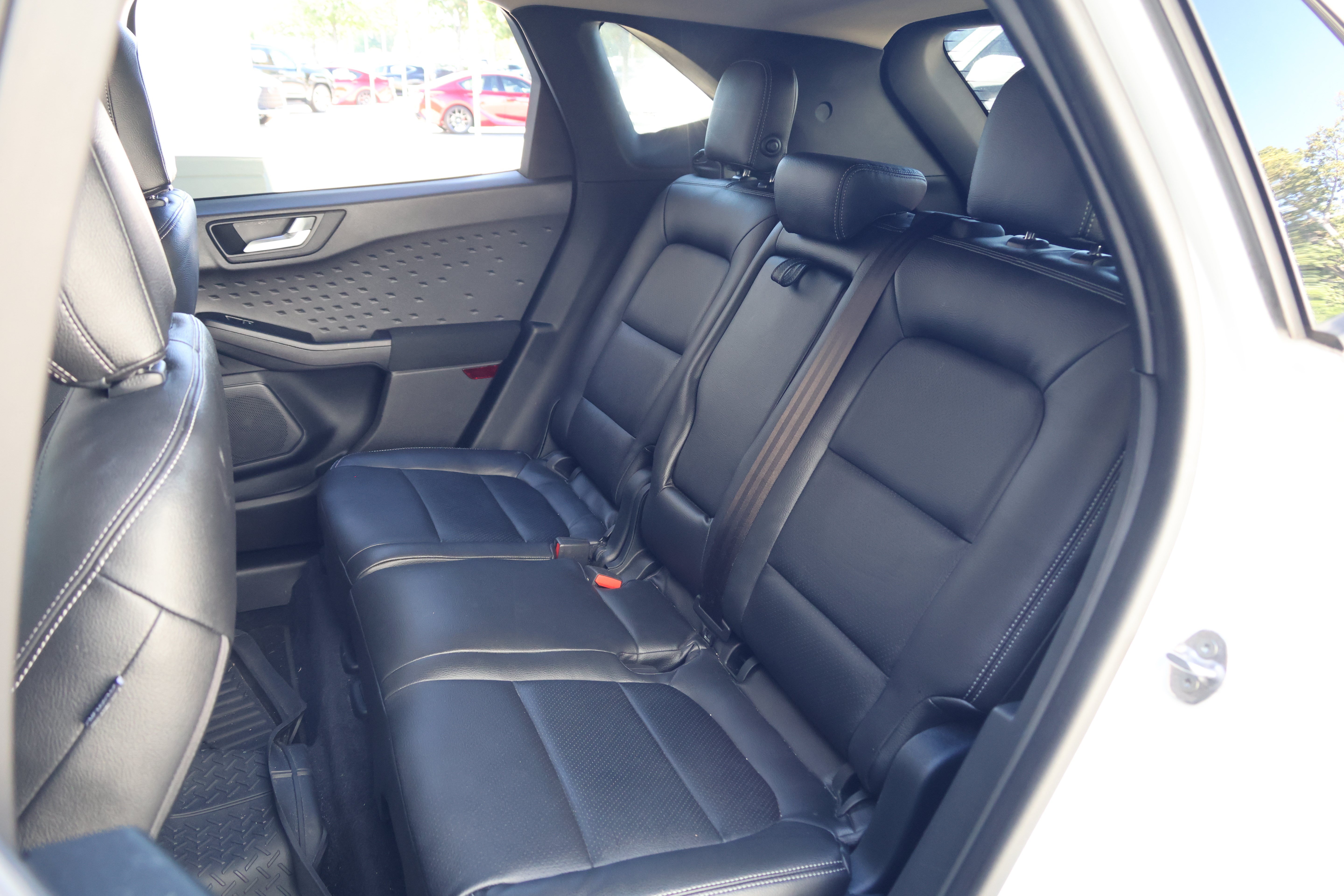 Used 2020 Ford Escape SE FWD image 36