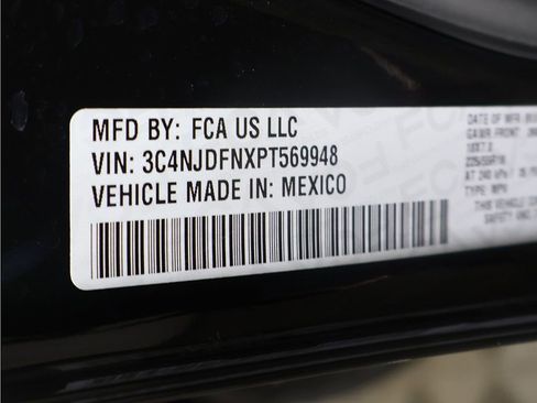 Used 2023 Jeep Compass Latitude image 48