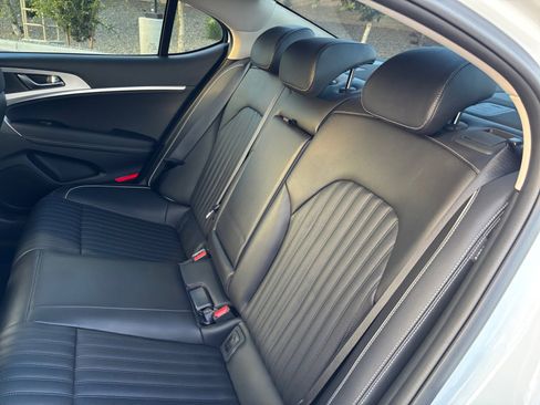 Used 2026 Genesis G70 2.5T Prestige image 17