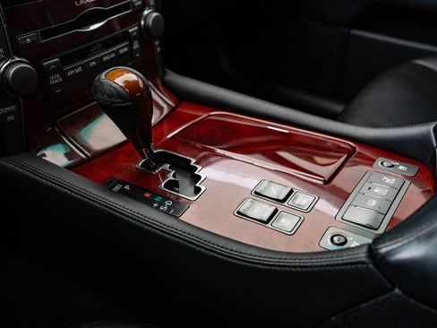 Used 2009 Lexus LS 460 L RWD image 36
