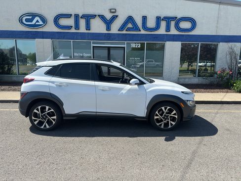 Used 2023 Hyundai Kona Limited image 3