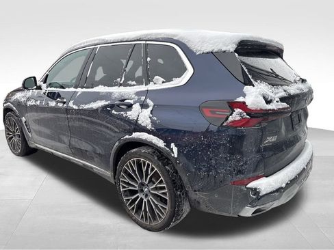 Certified 2024 BMW X5 xDrive40i image 2