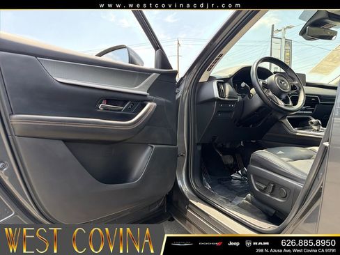 Used 2024 MAZDA CX-90 Plug-In Hybrid w/ Preferred AWD/4WD image 10