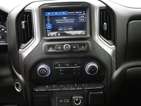Used 2022 Chevrolet Silverado 1500 Custom RWD image 25