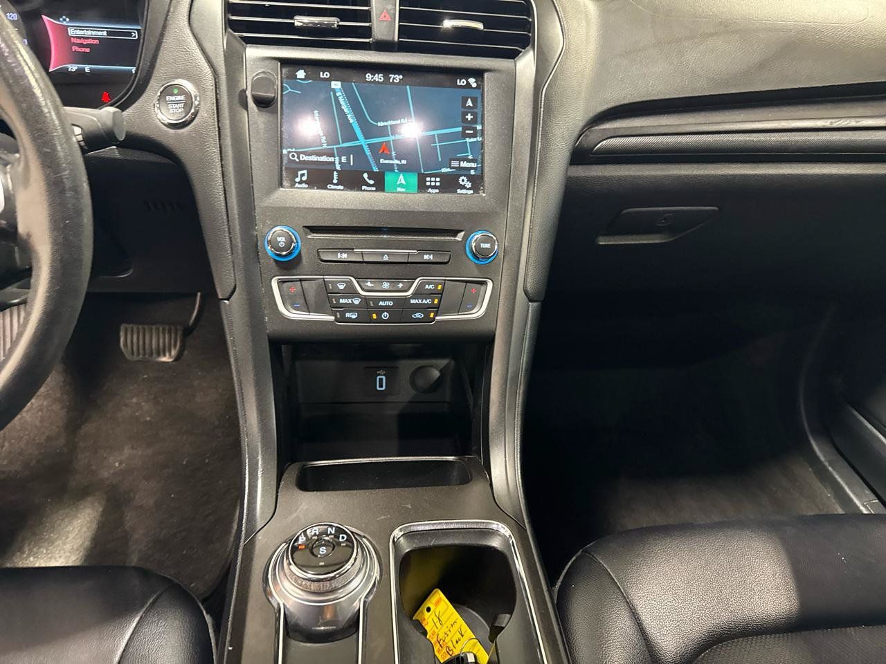 Used 2018 Ford Fusion SE w/ Equipment Group 201A FWD image 22