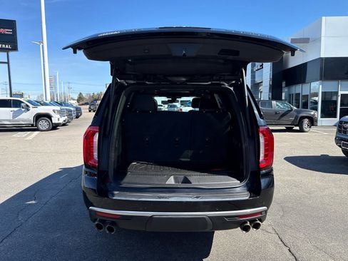 Used 2022 GMC Yukon Denali AWD/4WD image 11