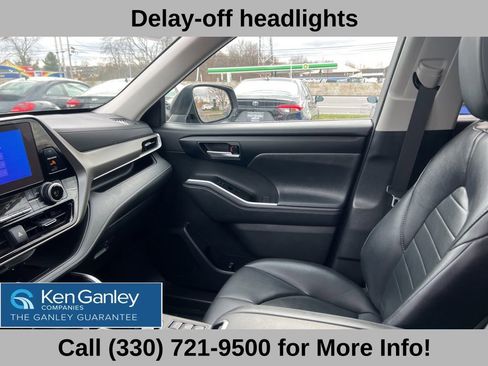 Used 2024 Toyota Highlander XLE image 41