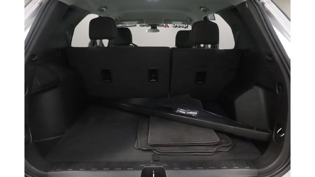 Used 2022 Chevrolet Equinox LS AWD/4WD image 18
