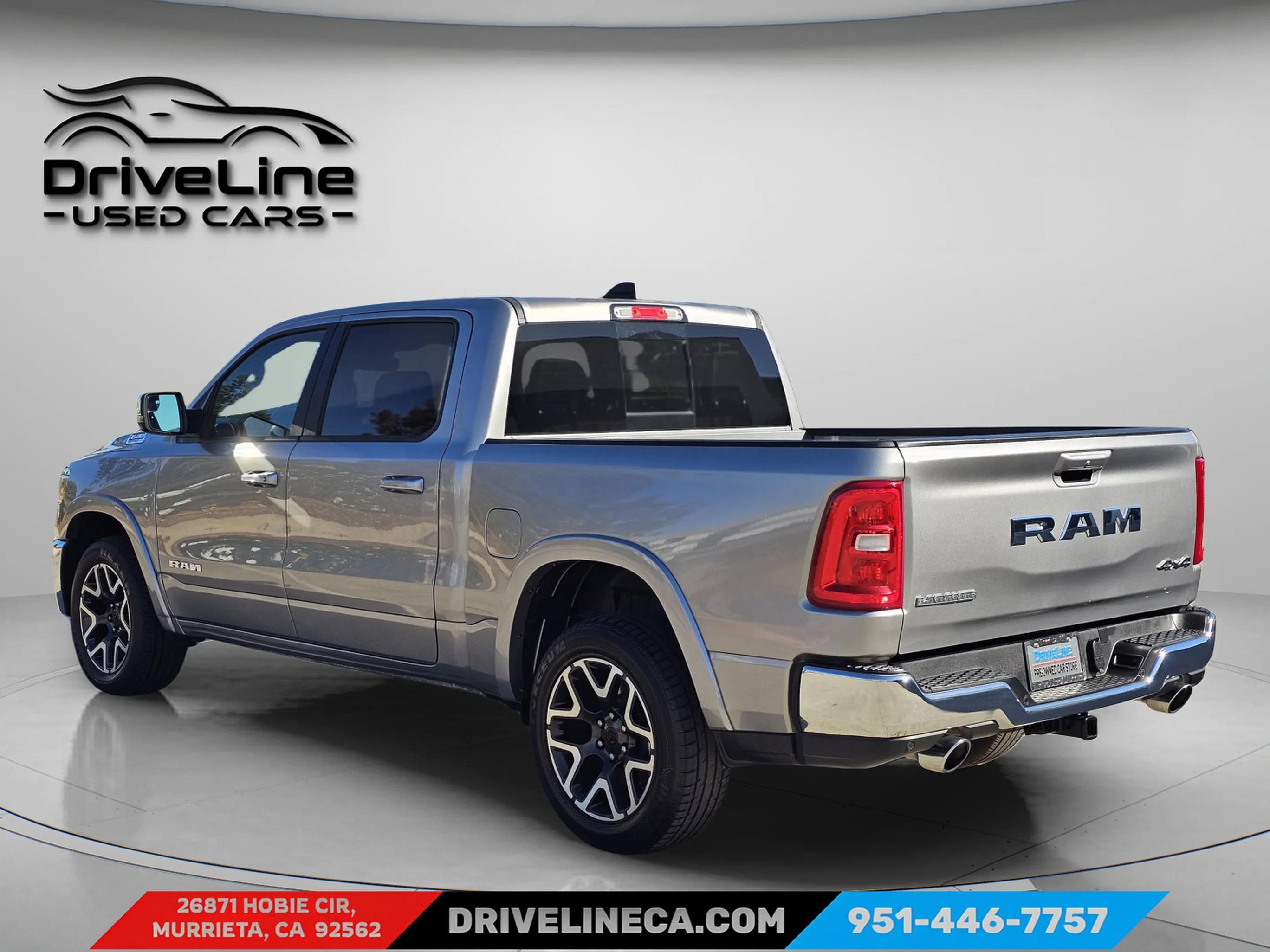 Used 2025 RAM 1500 Laramie AWD/4WD image 6