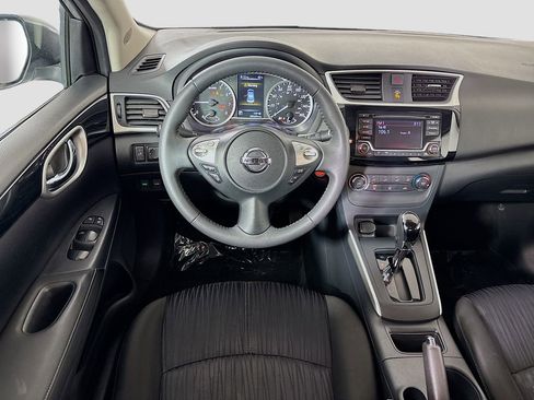 Used 2017 Nissan Sentra SV image 21