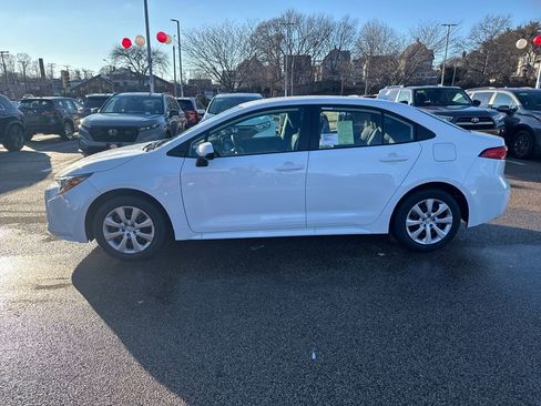 New 2026 Toyota Corolla LE image 4