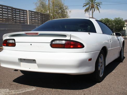 Used 1998 Chevrolet Camaro LT w/ Preferred Equipment Group 2 RWD image 4
