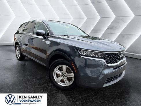 Used 2022 Kia Sorento LX AWD/4WD image 5