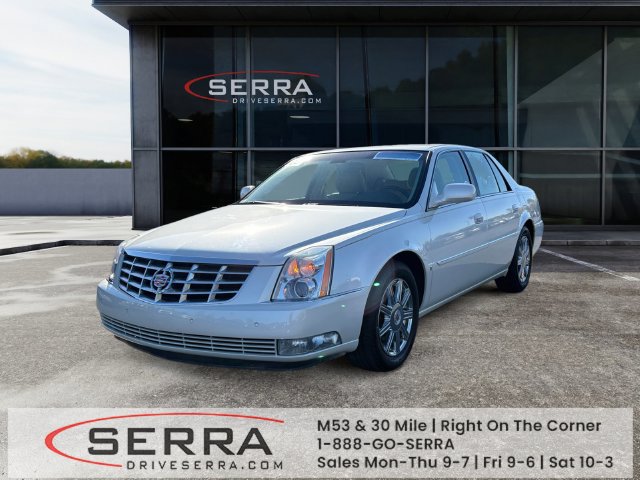 Used 2008 Cadillac DTS FWD image 1