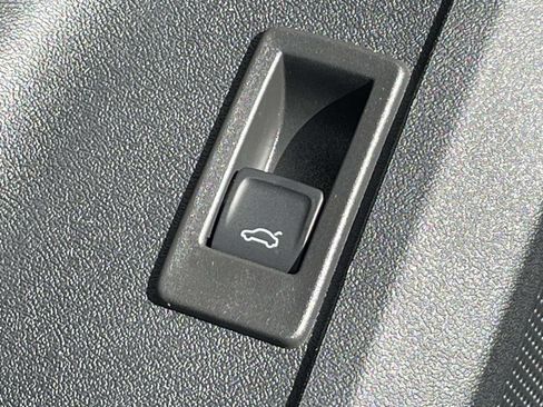 New 2025 Audi Q5 Premium Plus image 19