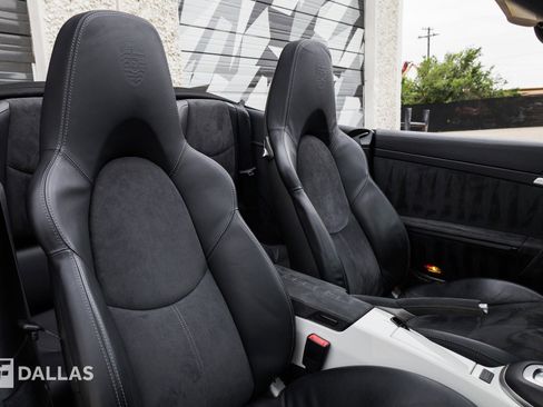 Used 2011 Porsche 911 Carrera GTS RWD image 36