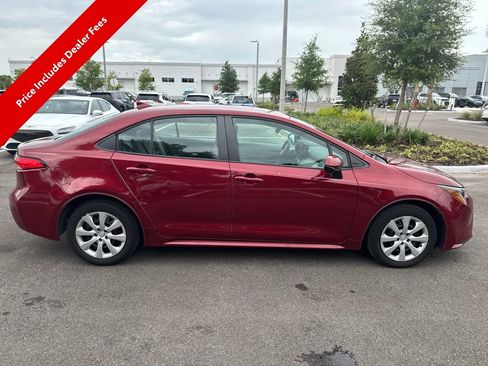 Used 2023 Toyota Corolla LE FWD image 5