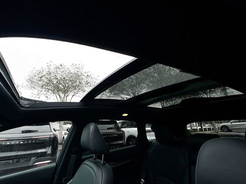 Used 2022 INFINITI QX50 Luxe w/ Appearance Package image 22