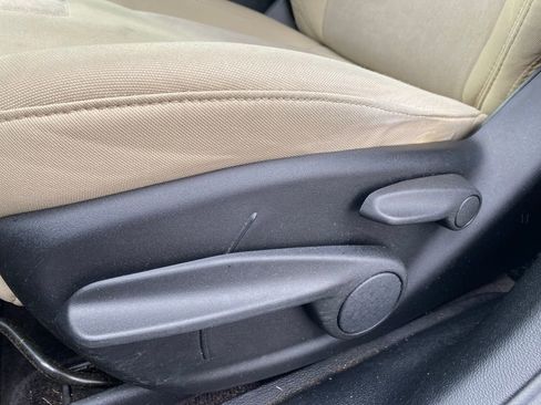 Used 2016 Jeep Cherokee Sport w/ Cold Weather Group image 12