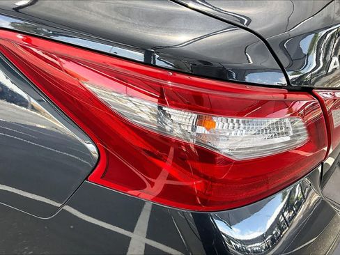 Used 2018 Nissan Altima 2.5 S w/ S Convenience Package FWD image 29