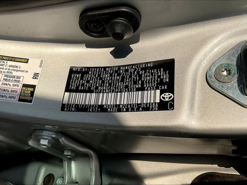 Used 2023 Toyota Corolla SE FWD image 32