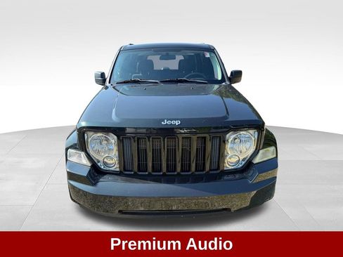 Used 2012 Jeep Liberty Sport AWD/4WD image 10