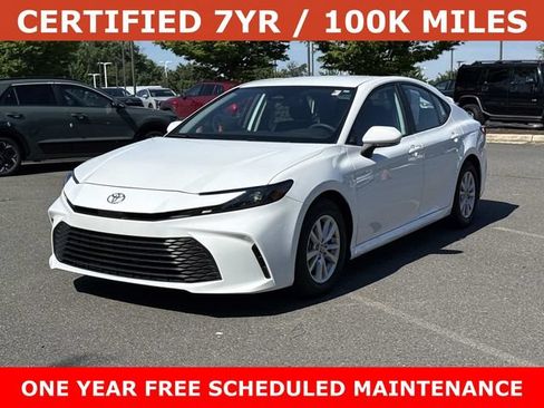 Used 2026 Toyota Camry LE FWD image 5