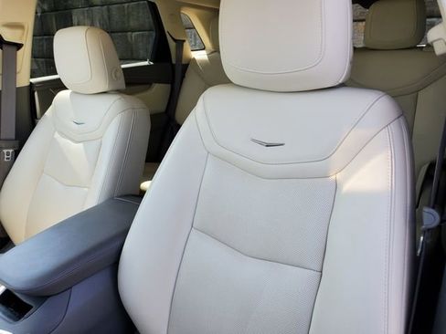 Used 2023 Cadillac XT5 Premium Luxury image 20