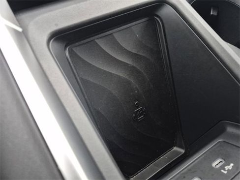 New 2025 Nissan Armada SL w/ Captain's Chari Seat Package image 26