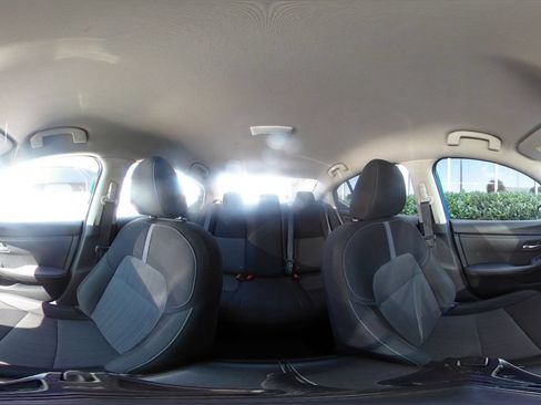 Used 2025 Nissan Sentra SV FWD image 40