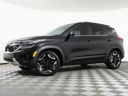 Used 2025 Kia Seltos SX w/ SX Sunroof Package