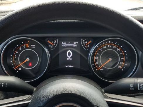 Certified 2023 Jeep Gladiator Sport AWD/4WD image 27