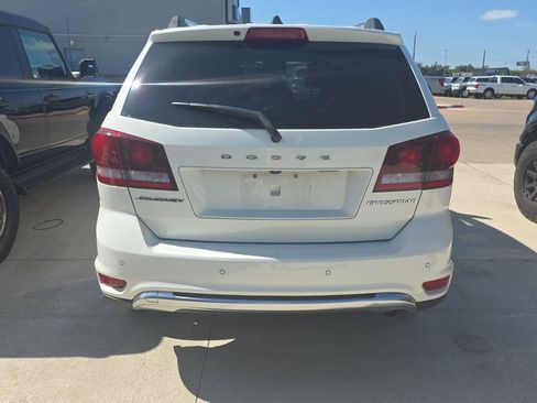 Used 2020 Dodge Journey Crossroad FWD image 7