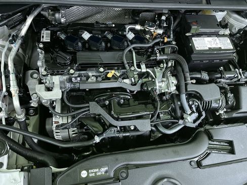 Used 2024 Toyota Corolla LE image 28