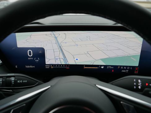 Used 2025 Buick Enclave Preferred image 21