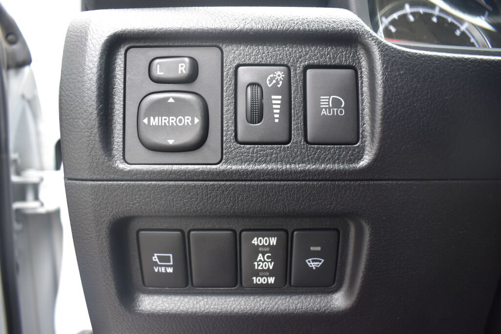 Certified 2024 Toyota 4Runner Limited AWD/4WD image 15