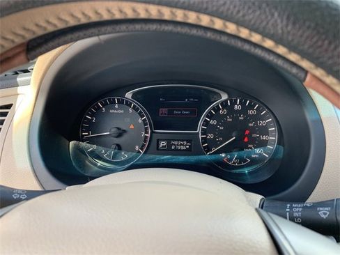 Used 2015 Nissan Altima 2.5 SV w/ Convenience Package image 35