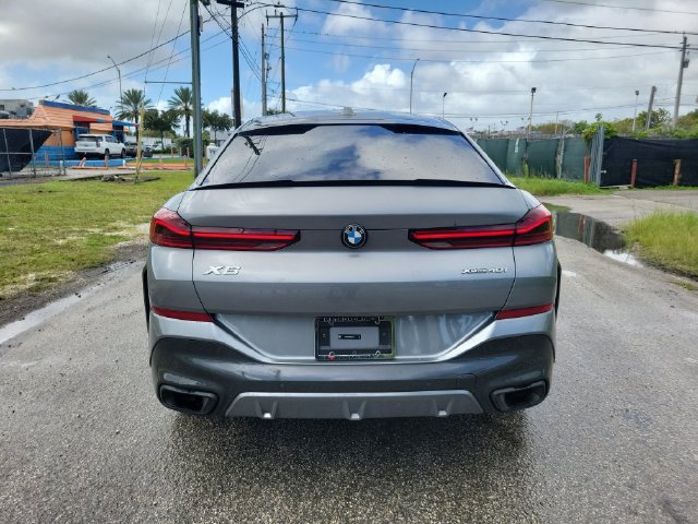 Used 2024 BMW X6 xDrive40i w/ Premium Package AWD/4WD image 6