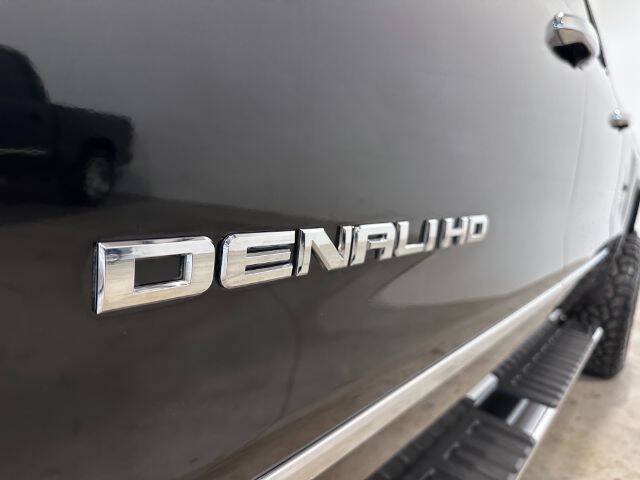 Used 2019 GMC Sierra 3500 Denali w/ Duramax Plus Package AWD/4WD image 12