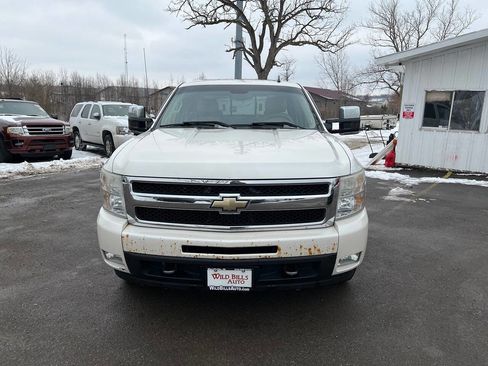Used 2011 Chevrolet Silverado 1500 LTZ w/ LTZ White Diamond Edition image 2