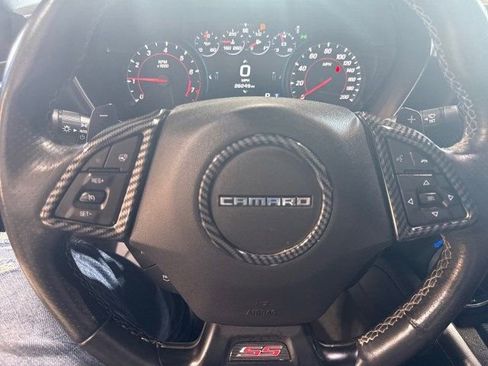 Used 2016 Chevrolet Camaro SS image 24